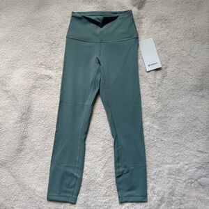 Lululemon Wunder Train Contour Fit HR Crop 23" Size 4